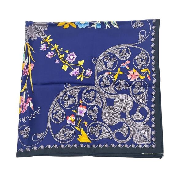 Hermes Carré 90 ARABESQUES Silk Scarf New W/Box and Tags - Picture 6 of 16